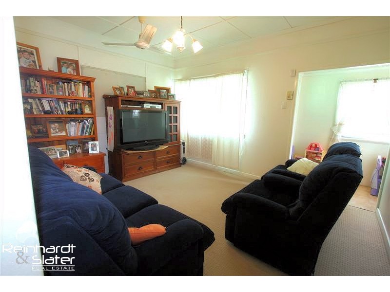 943 South Pine Rd, Everton Park QLD 4053