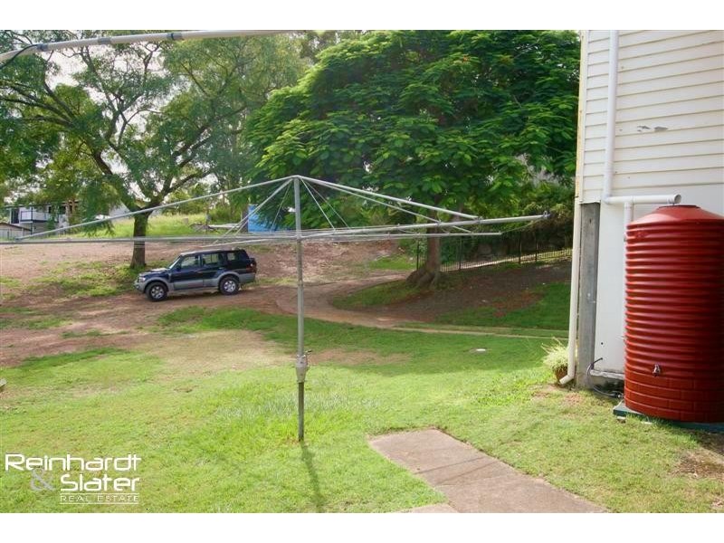 943 South Pine Rd, Everton Park QLD 4053