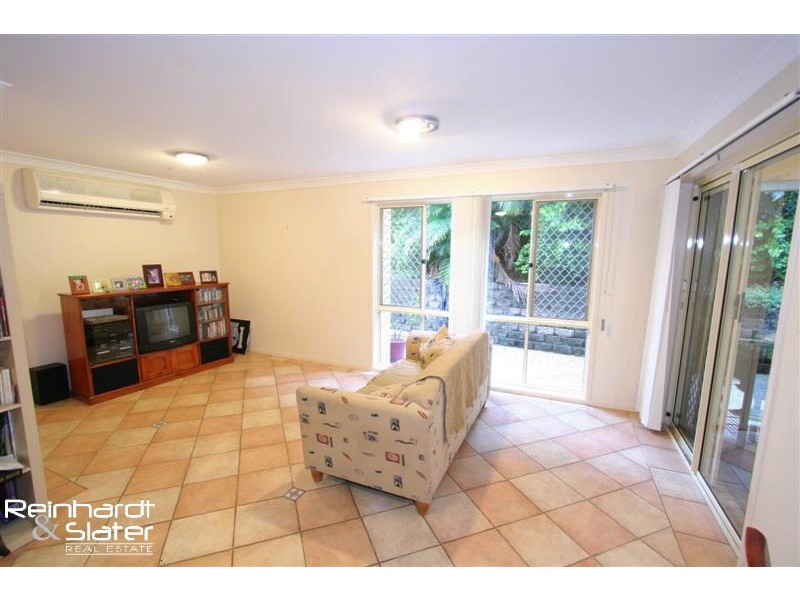 4 Monclair Ct, Albany Creek QLD 4035