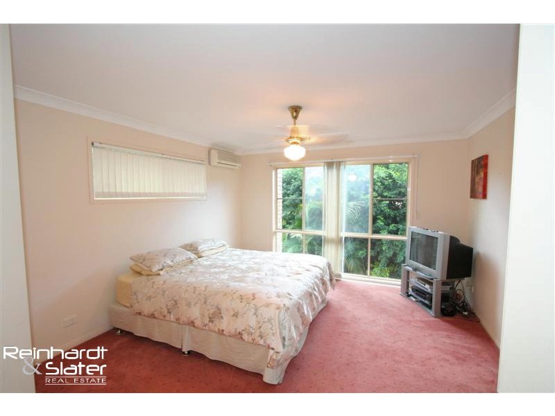 4 Monclair Ct, Albany Creek QLD 4035