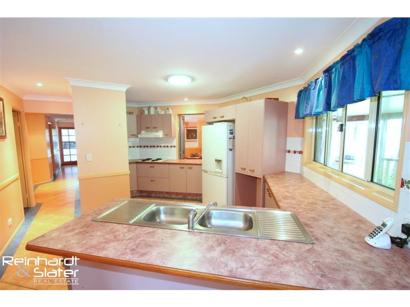 24 Silkwood Ct, Warner QLD 4500