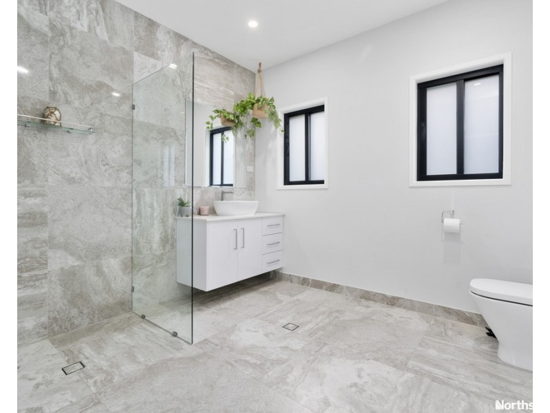 2 Drake St, Everton Park QLD 4053