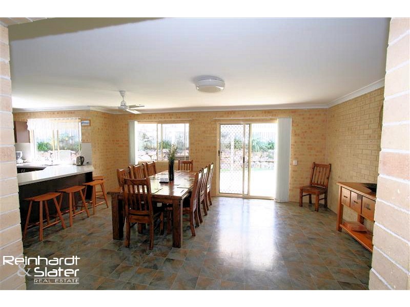 4 Kinross Pl, Ferny Grove QLD 4055