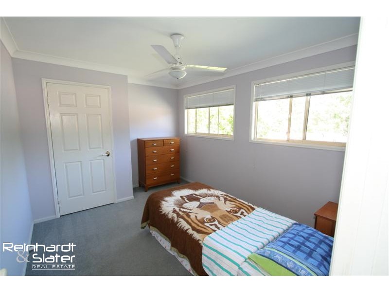 4 Kinross Pl, Ferny Grove QLD 4055