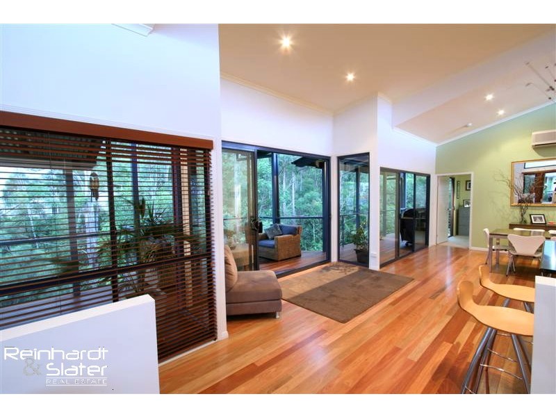 132 Saraband Dr, Eatons Hill QLD 4037