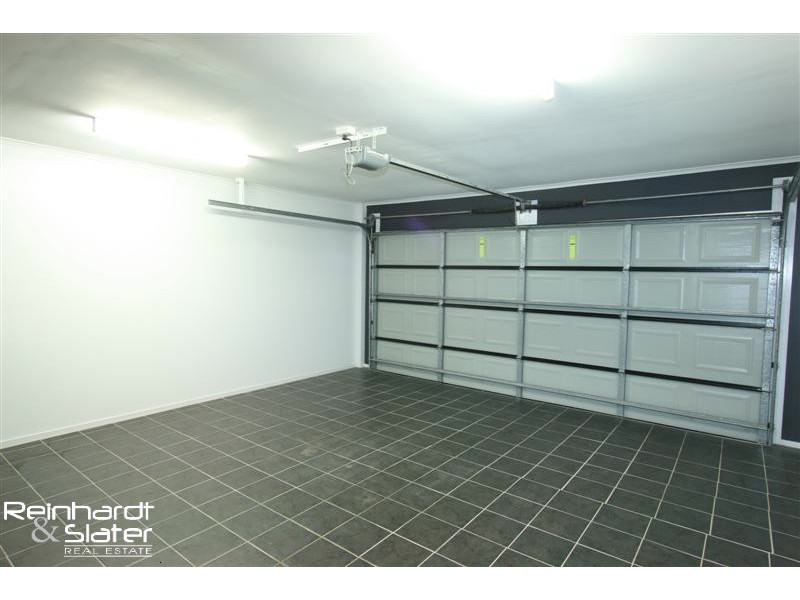 5 Glendore Ct, Eatons Hill QLD 4037