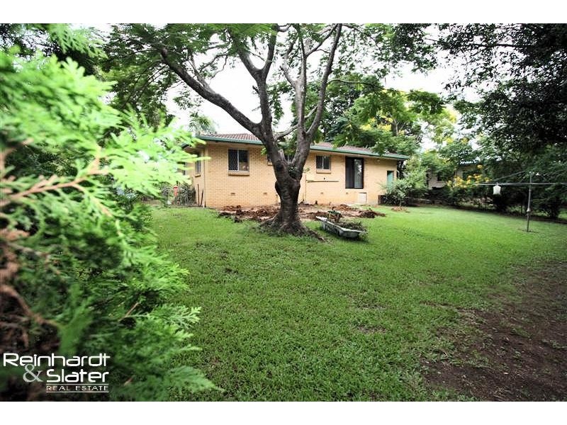 21 Bowen Ave, Albany Creek QLD 4035