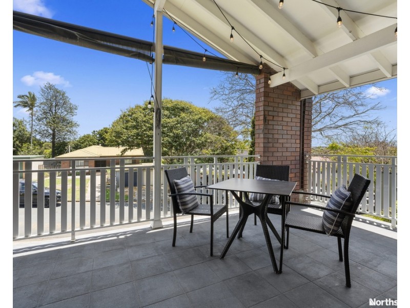 9 Janus Ct, Eatons Hill QLD 4037