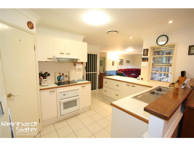 11 Woking St, Mitchelton QLD 4053