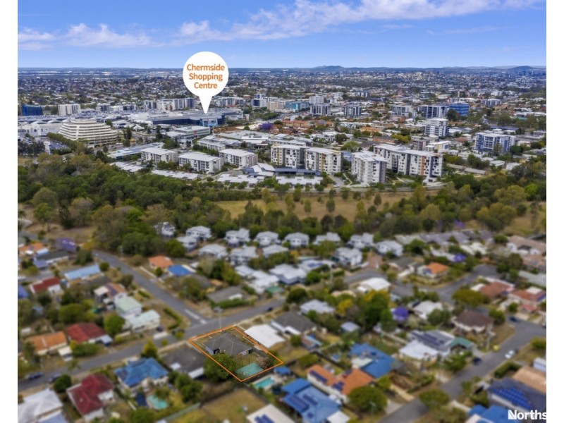 12 Myron St, Chermside QLD 4032