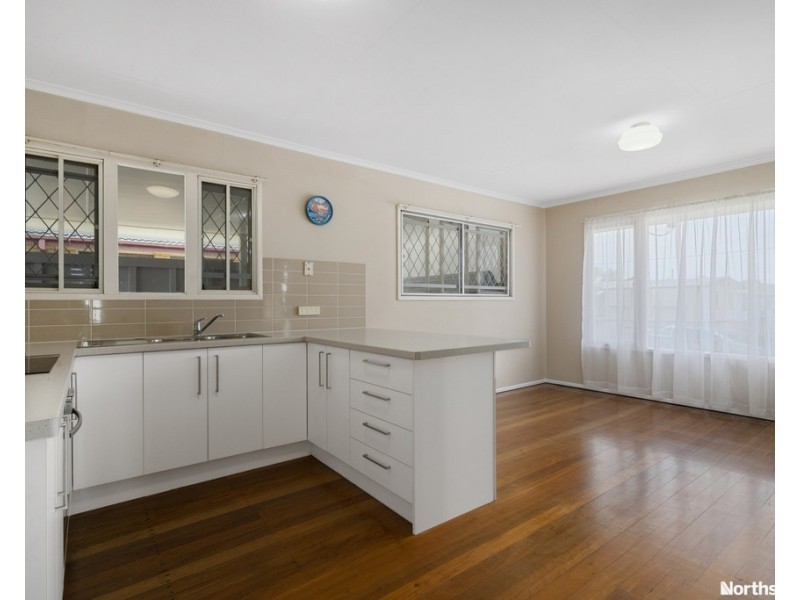 12 Myron St, Chermside QLD 4032