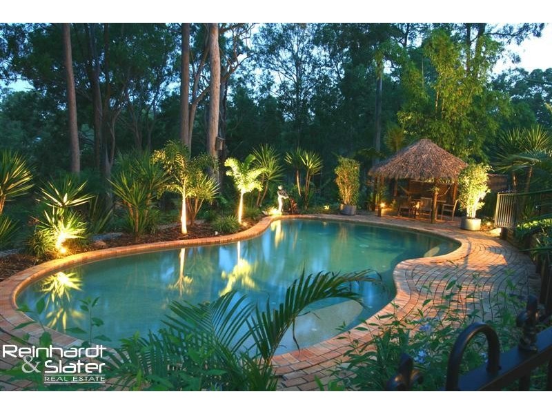 3 Eden Dr, Eatons Hill QLD 4037