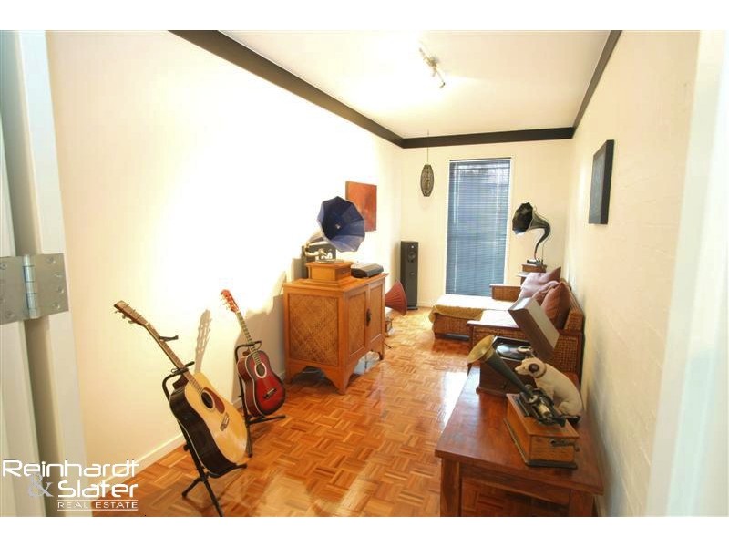 3 Eden Dr, Eatons Hill QLD 4037