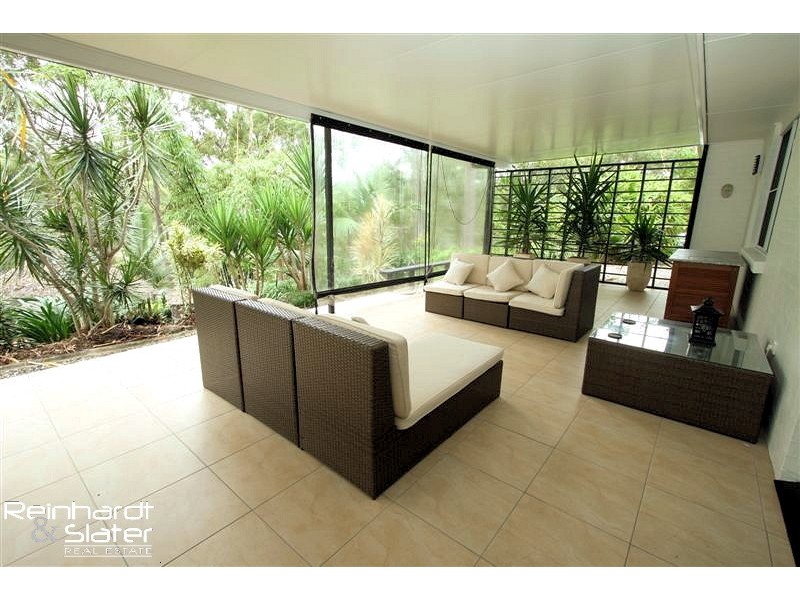 3 Eden Dr, Eatons Hill QLD 4037