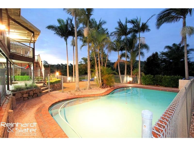 15 Tanrego St, Ferny Grove QLD 4055