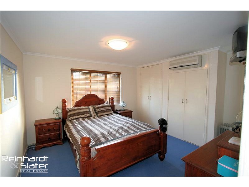 15 Tanrego St, Ferny Grove QLD 4055