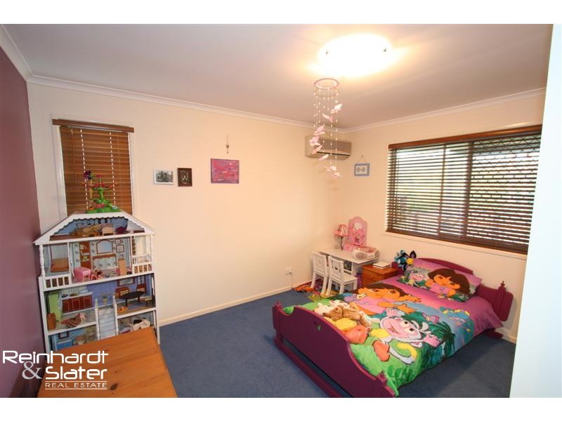 15 Tanrego St, Ferny Grove QLD 4055