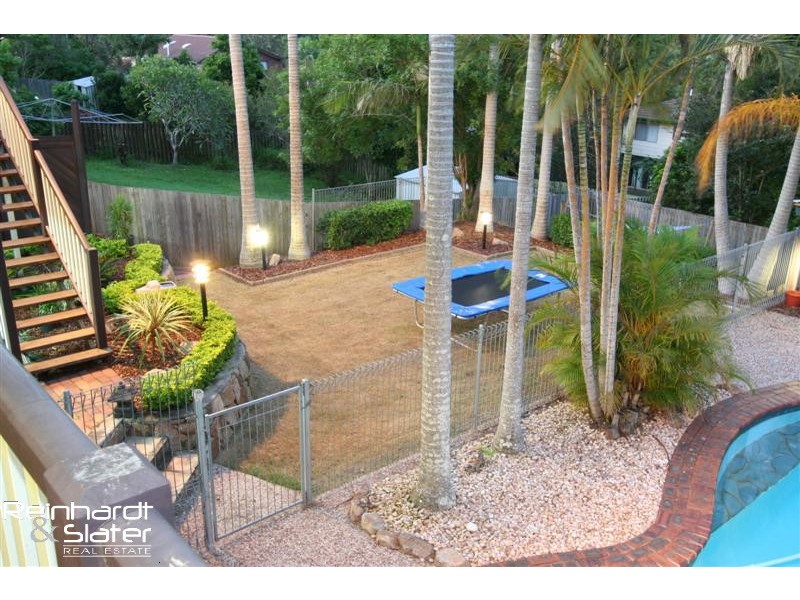 15 Tanrego St, Ferny Grove QLD 4055