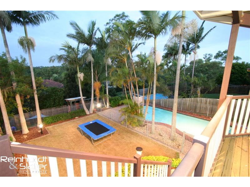 15 Tanrego St, Ferny Grove QLD 4055