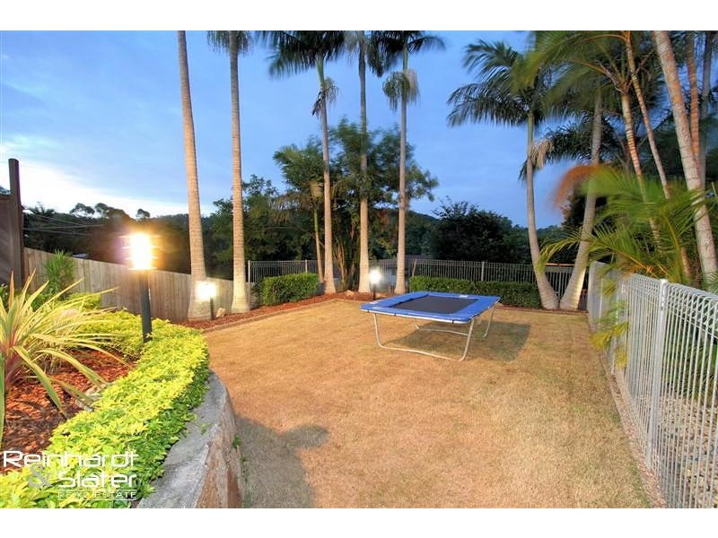 15 Tanrego St, Ferny Grove QLD 4055