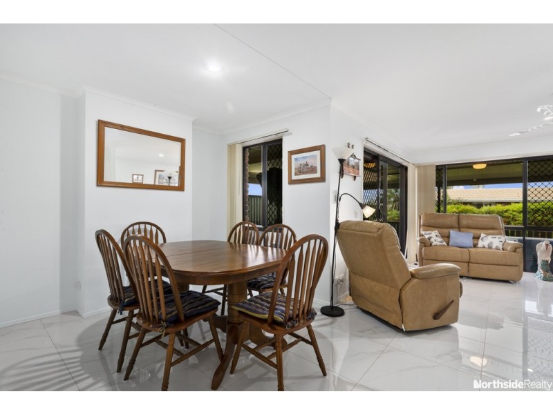 27 Daniel Street, Albany Creek QLD 4035