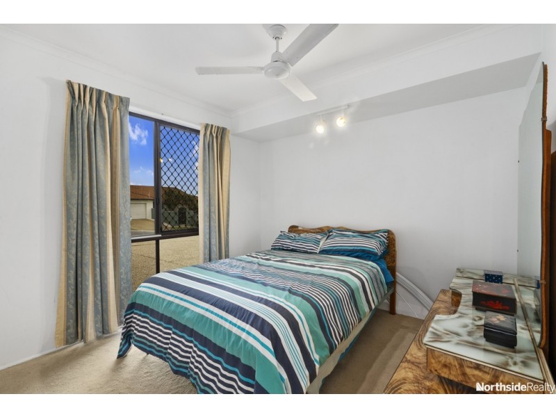 27 Daniel Street, Albany Creek QLD 4035