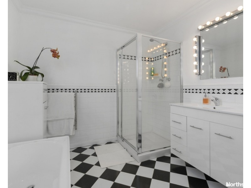 665 Albany Creek Rd, Albany Creek QLD 4035