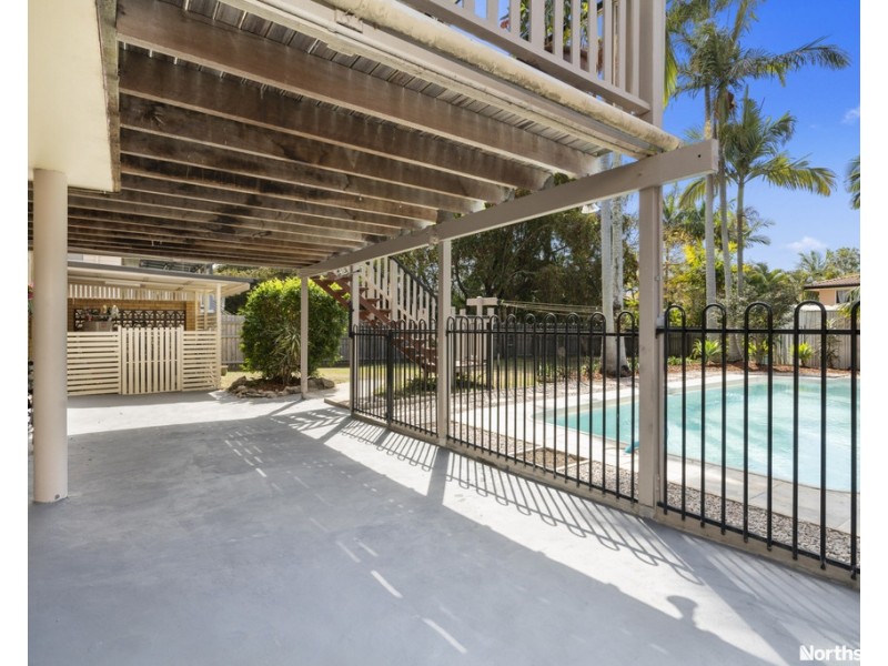 665 Albany Creek Rd, Albany Creek QLD 4035