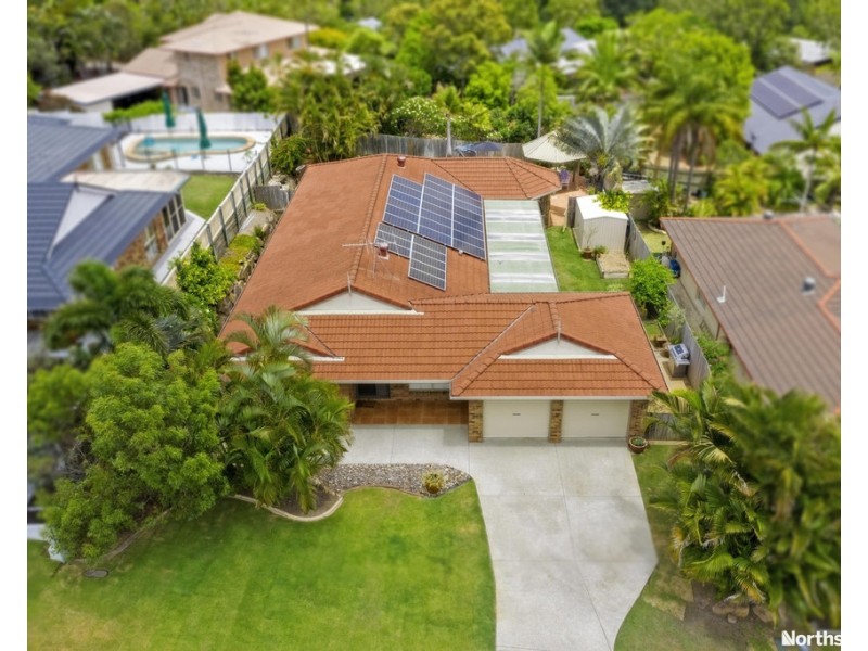 17 Yellowjack Cres, Albany Creek QLD 4035