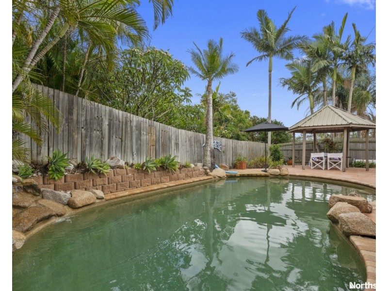 17 Yellowjack Cres, Albany Creek QLD 4035