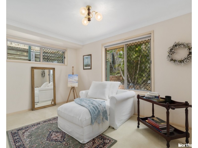 17 Yellowjack Cres, Albany Creek QLD 4035