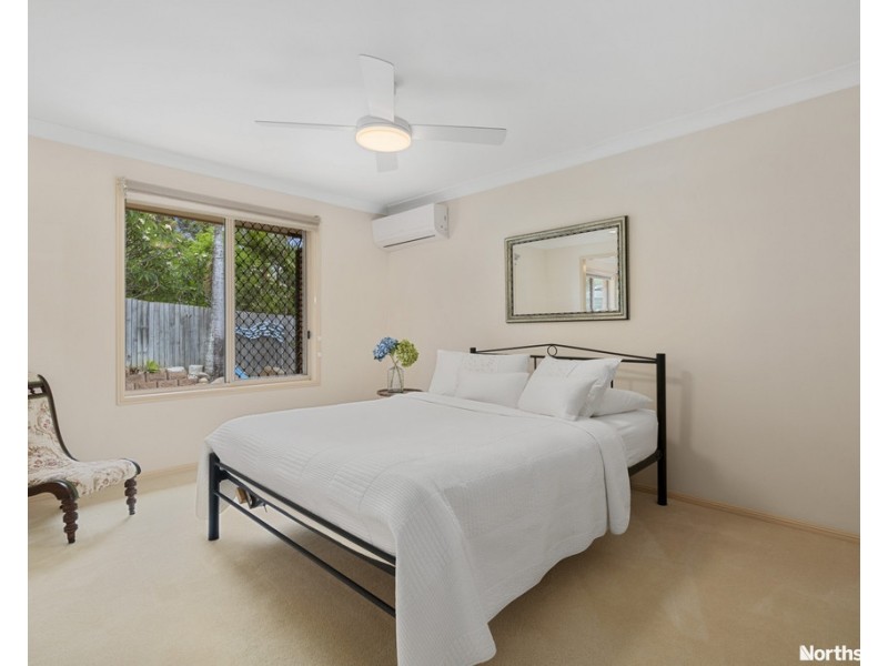 17 Yellowjack Cres, Albany Creek QLD 4035