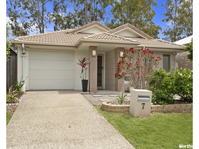 7 Gibraltar Ct, Fitzgibbon QLD 4018