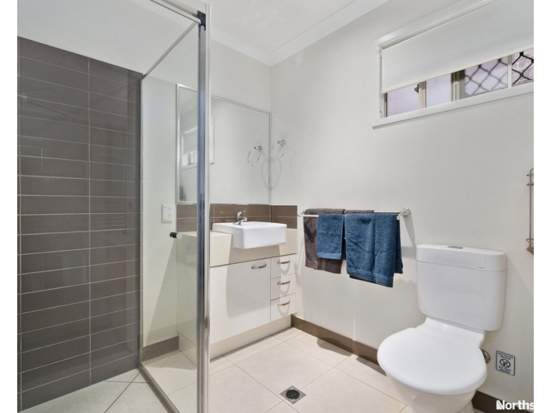 7 Gibraltar Ct, Fitzgibbon QLD 4018