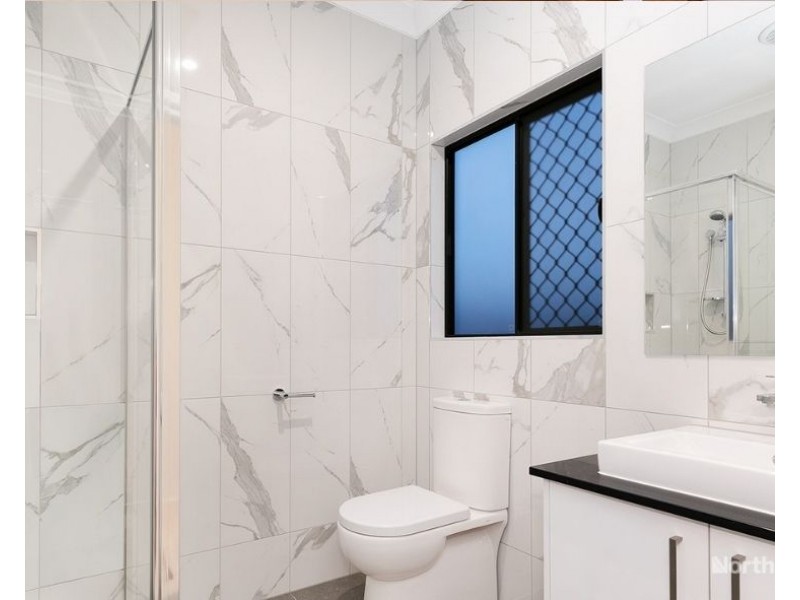 7a Willow St, Albany Creek QLD 4035