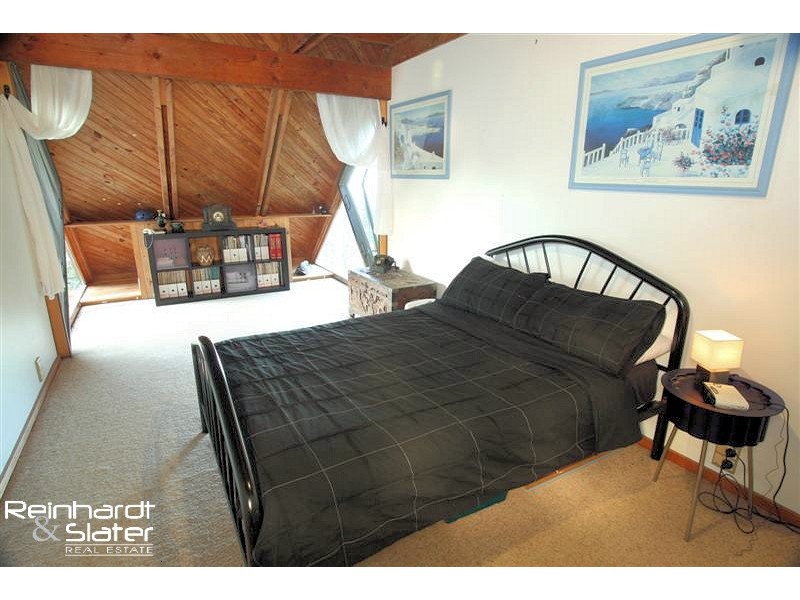 1088 Mt Nebo Rd, Jollys Lookout, Samford QLD 4520