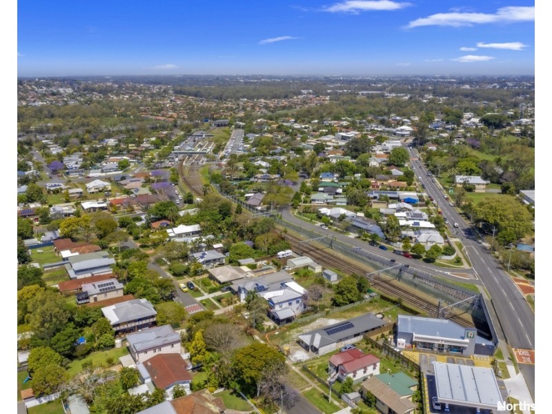 11 Hellen st, Bald Hills QLD 4036