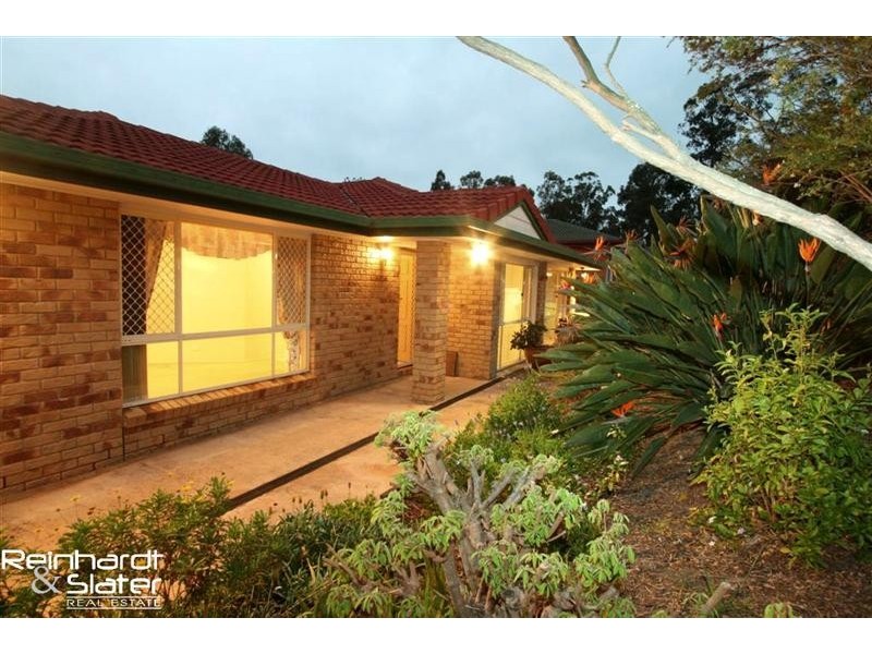 14 The Jinker Track, Albany Creek QLD 4035