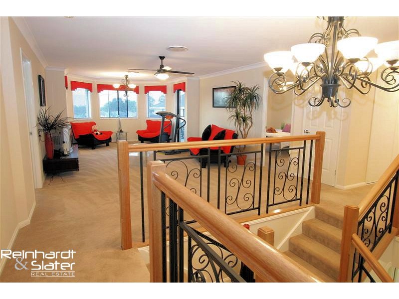 10 Bayberry Cr, Warner QLD 4500