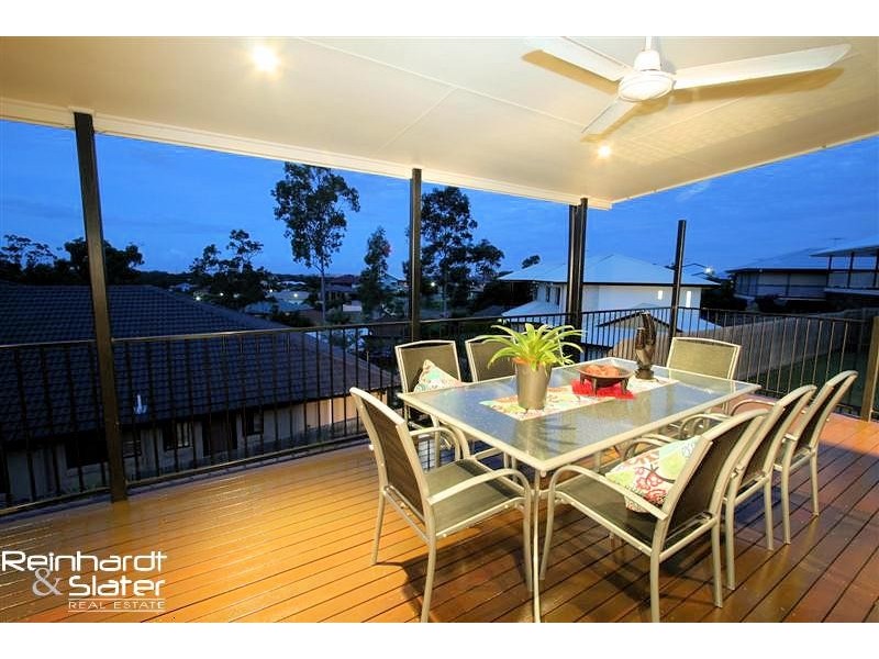18 Rothschild St, Eatons Hill QLD 4037