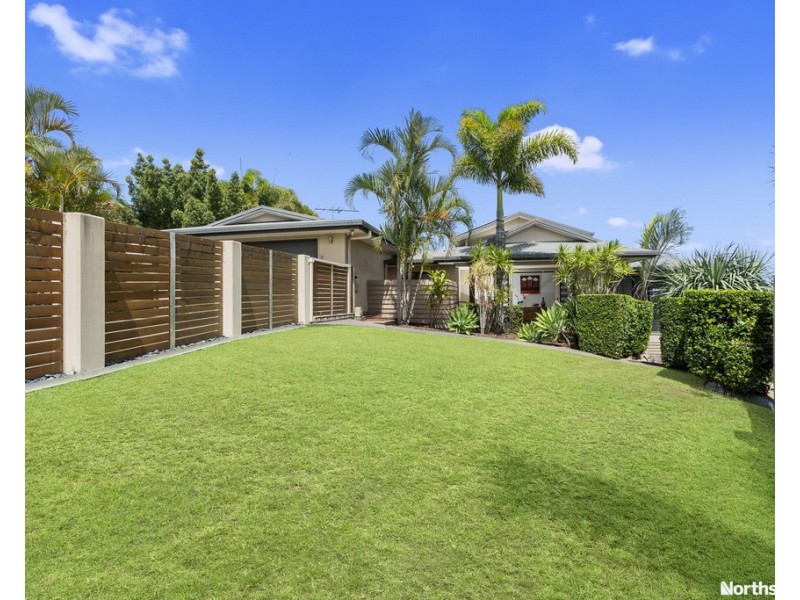 14 Roundelay Ct, Eatons Hill QLD 4037