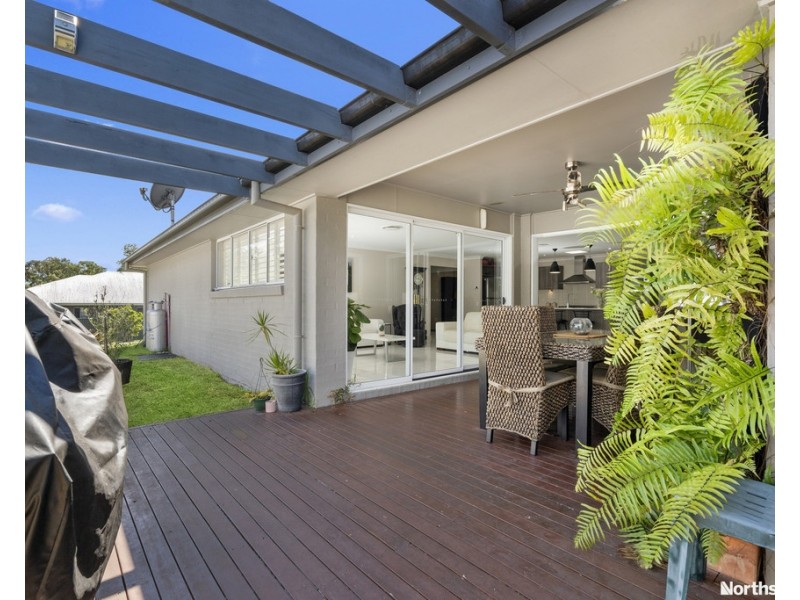 4 Georges Ct, Everton Hills QLD 4053