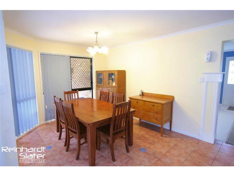 5 Rothschild St, Eatons Hill QLD 4037