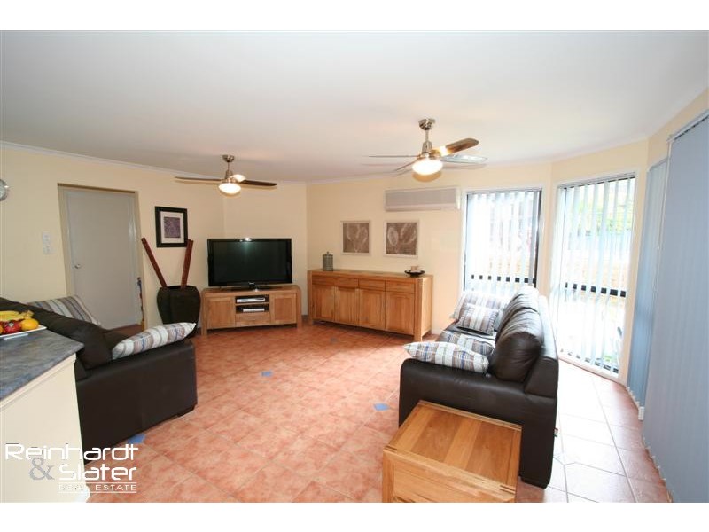 5 Rothschild St, Eatons Hill QLD 4037