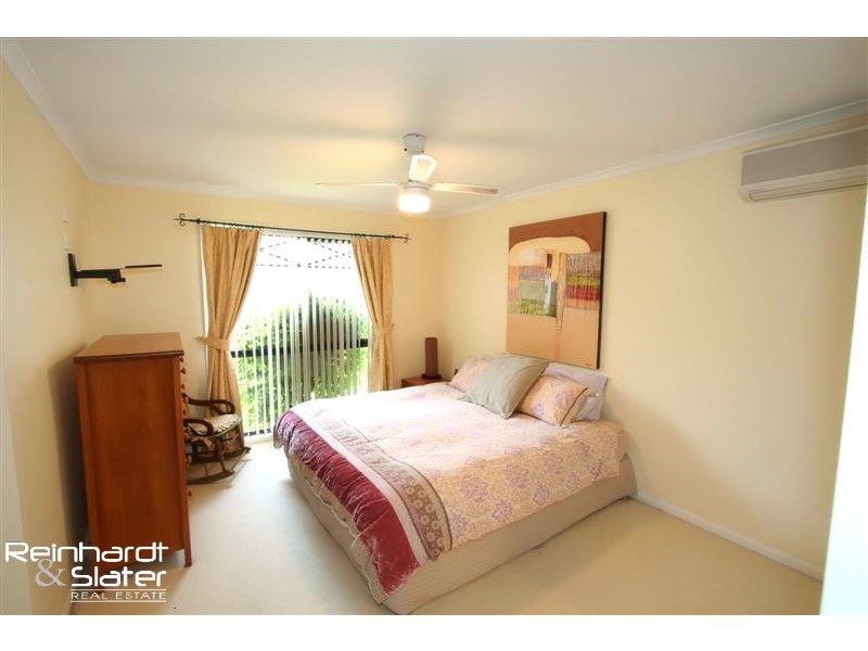 5 Rothschild St, Eatons Hill QLD 4037