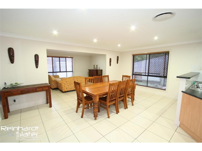 33 Bayberry Cr, Warner QLD 4500