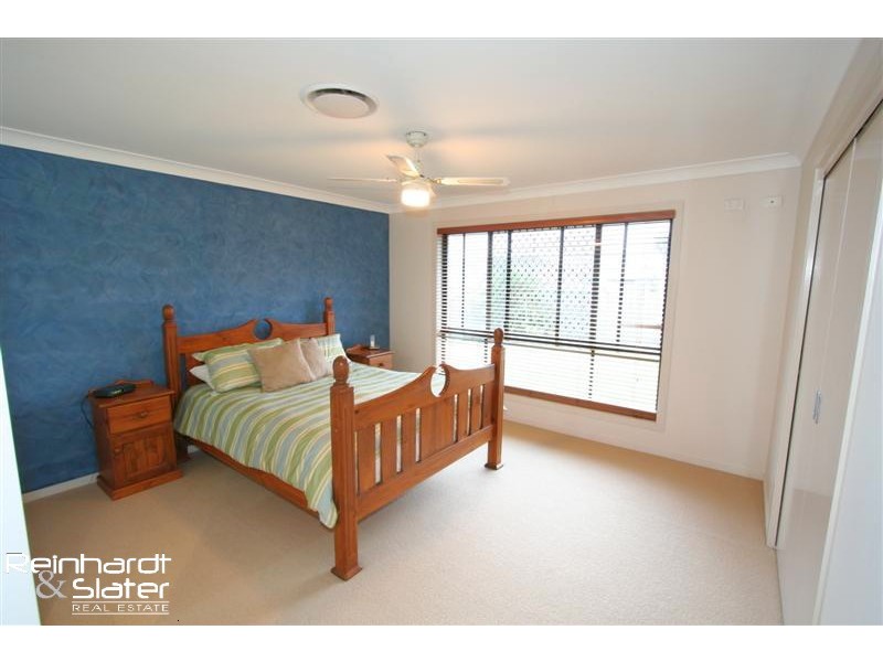 33 Bayberry Cr, Warner QLD 4500