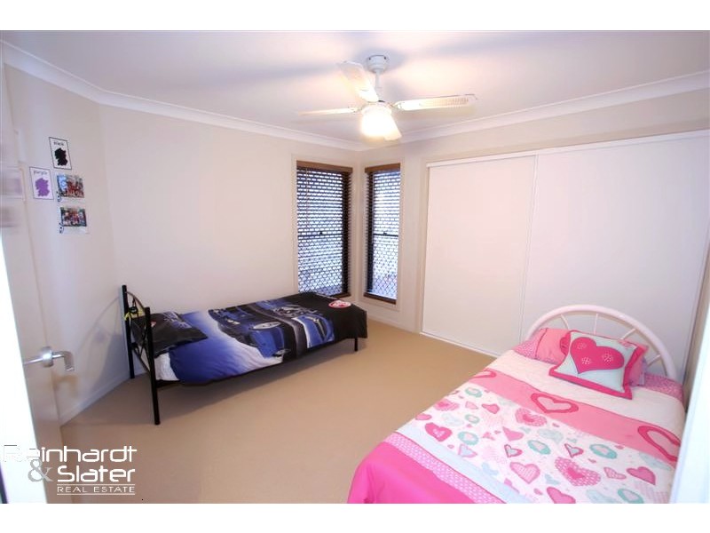 33 Bayberry Cr, Warner QLD 4500