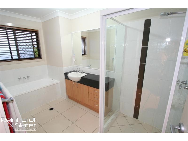 33 Bayberry Cr, Warner QLD 4500