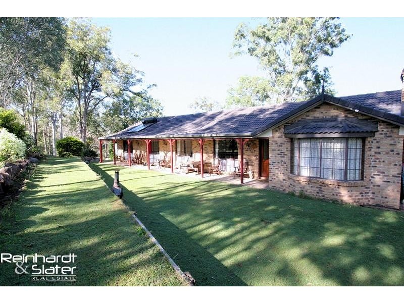 34 Hidden Valley Dr, Eatons Hill QLD 4037